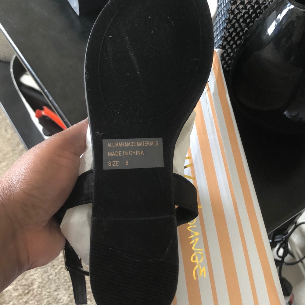 Sandals - Picture 4 of 4